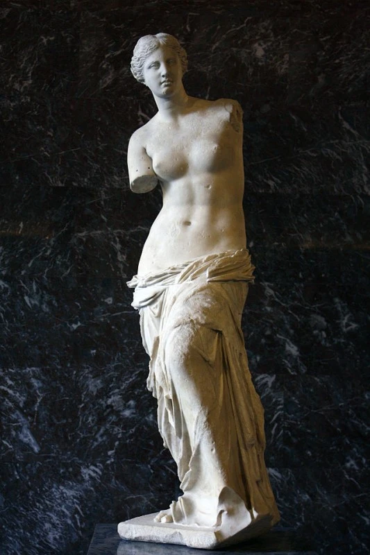 Talk about some objectively beautiful curves.