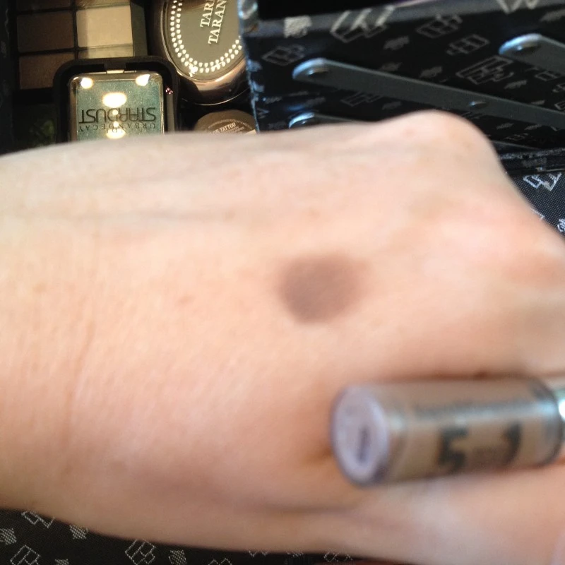 Awkward hand-swatch is awkward.